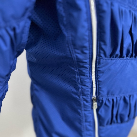 Lululemon Running Jacket - Picture 7 of 9